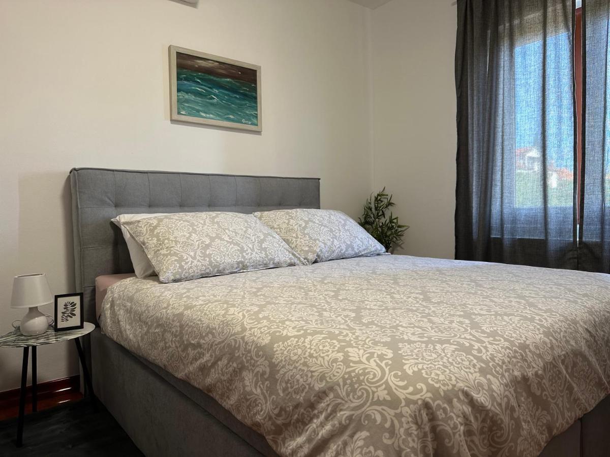 Apartmani Roko 비오그라드나모루 외부 사진