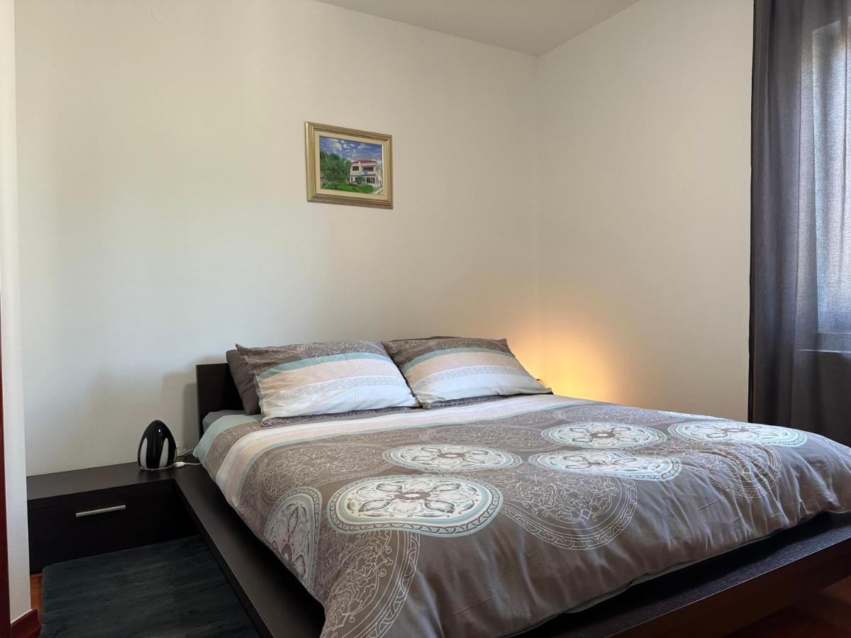 Apartmani Roko 비오그라드나모루 외부 사진