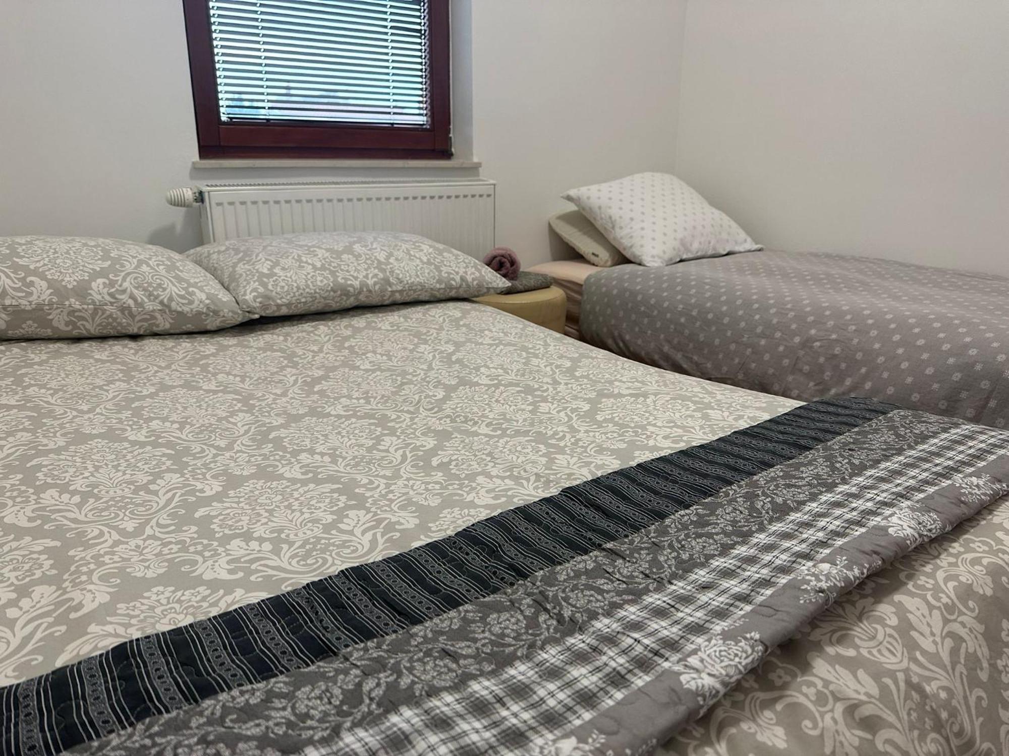 Apartmani Roko 비오그라드나모루 외부 사진